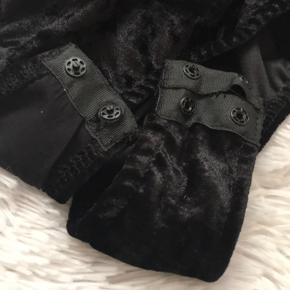 Velvet Body suit - Picture 4 of 8